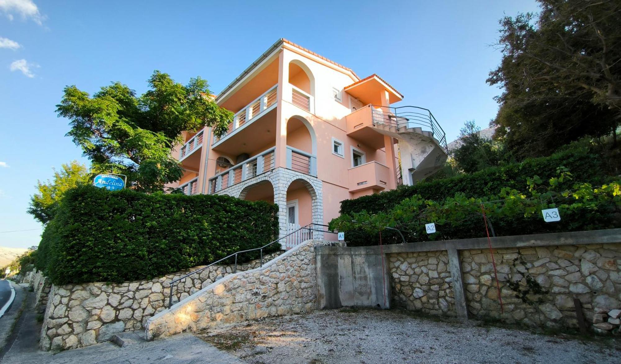 Apartments Andelina Pag Town Εξωτερικό φωτογραφία