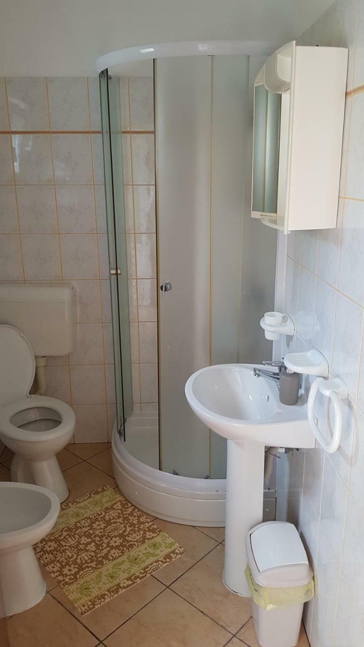 Apartments Andelina Pag Town Εξωτερικό φωτογραφία